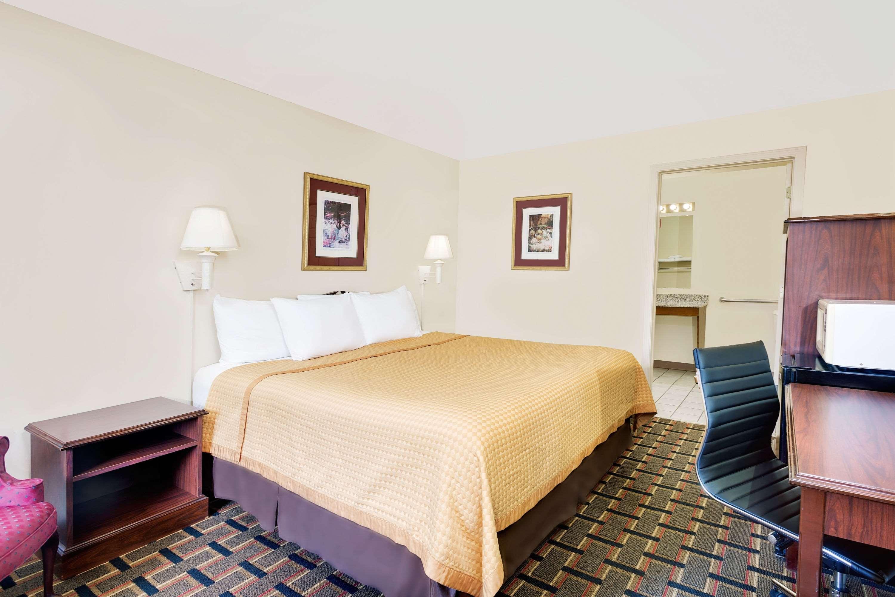 Days Inn By Wyndham Spartanburg Ngoại thất bức ảnh